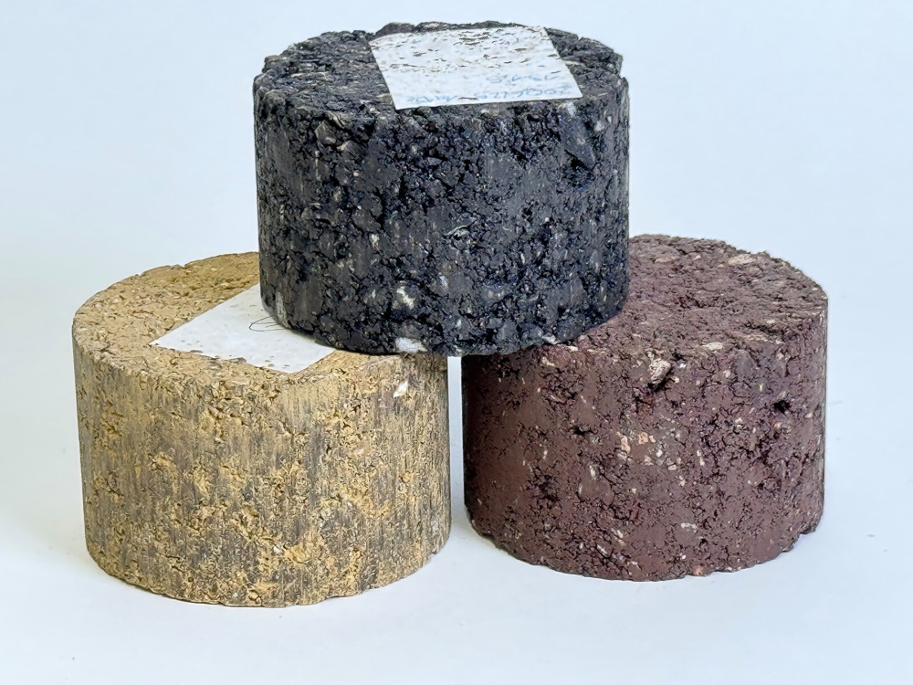 Untersuchungen an Asphaltmischgutproben